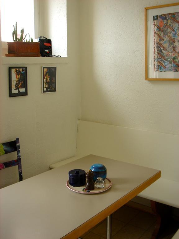 Dakini'S Bed & Breakfast Zurich Exterior photo
